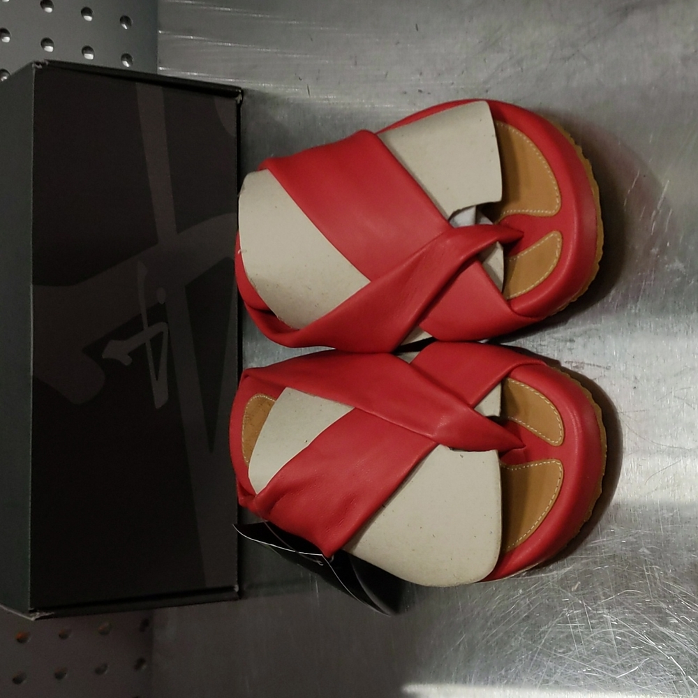J Shoes - Capri (Coral)